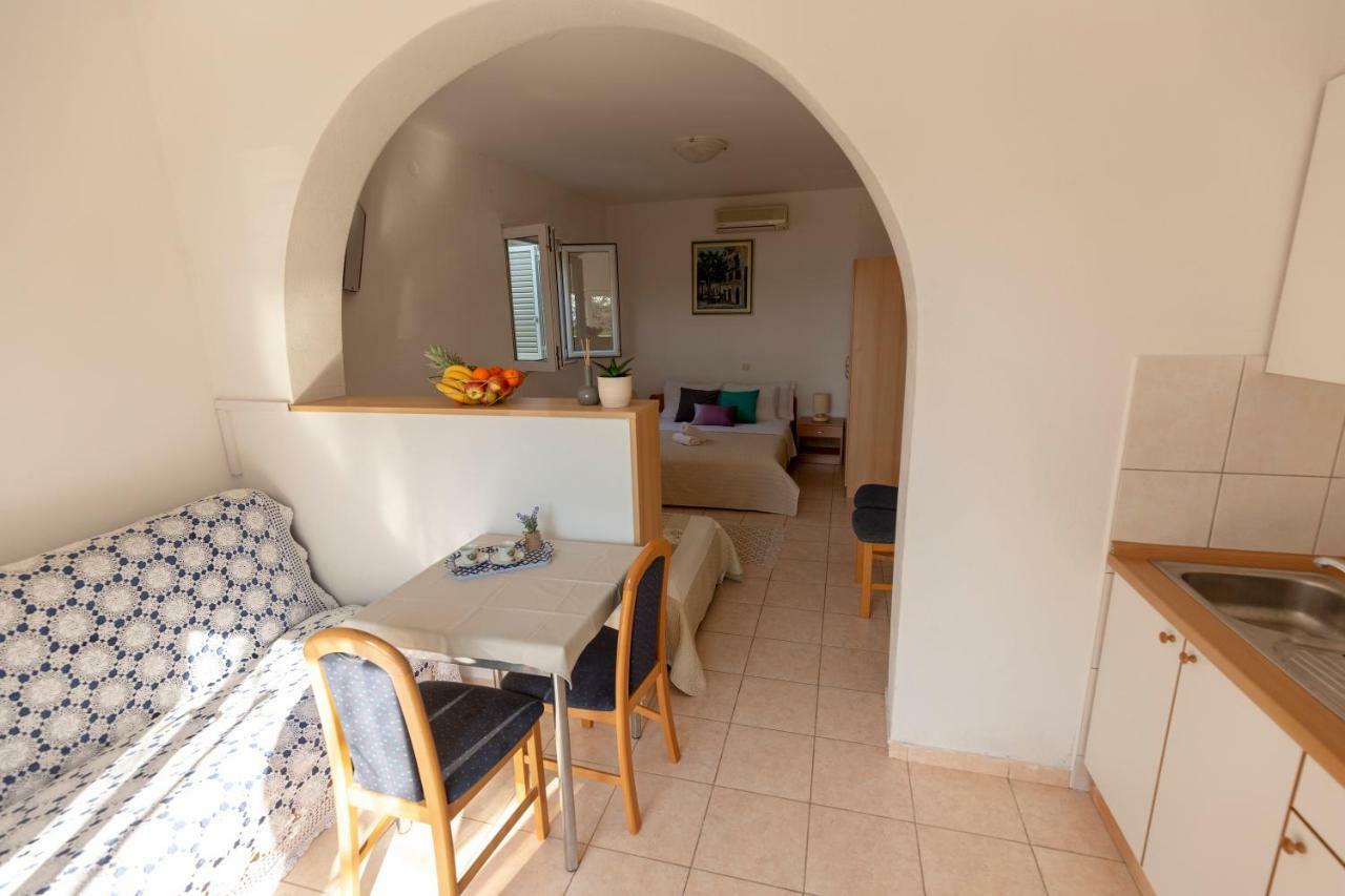 Apartmani Maja Tučepi Exterior foto